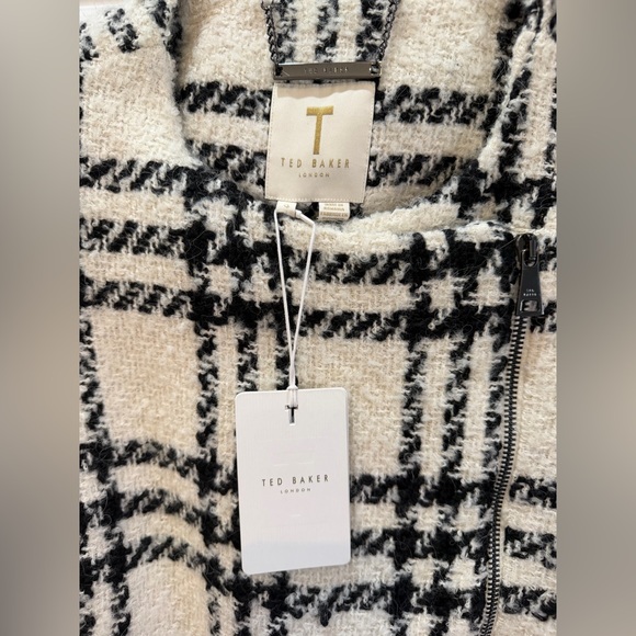Ted Baker Black and White Plaid Cropped Jacket - Picture 6 of 11